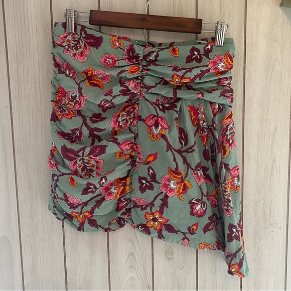 zara draped high waisted sage green floral mini skirt ruffle side zip Large L - Picture 4 of 12
